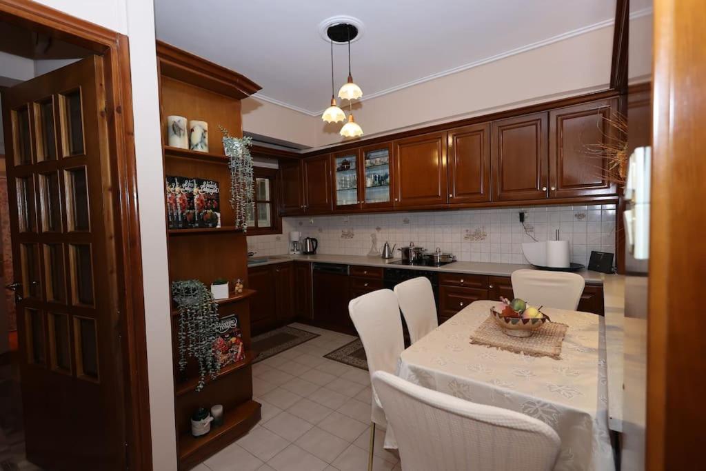 Anyfapartment Каламата Екстериор снимка